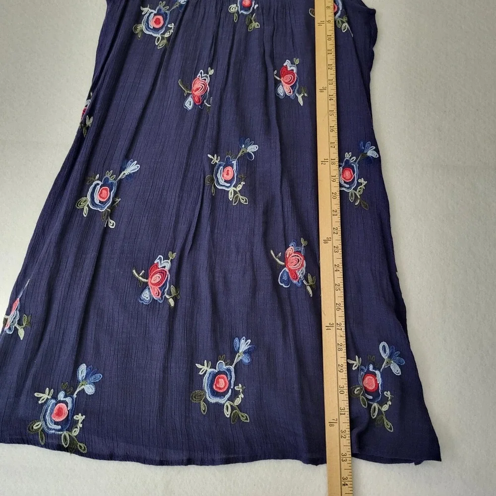 Fig and Flower Anthropologie Shift Style Embroidered Women's dress Size M